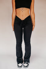 Load image into Gallery viewer, Basic Scrunch Pants
